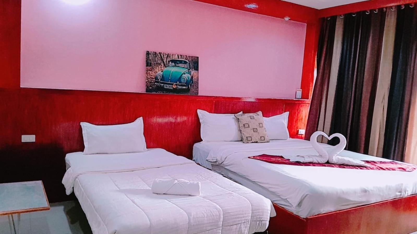 New Pind Balluchi Inn 芭達亞 外观 照片